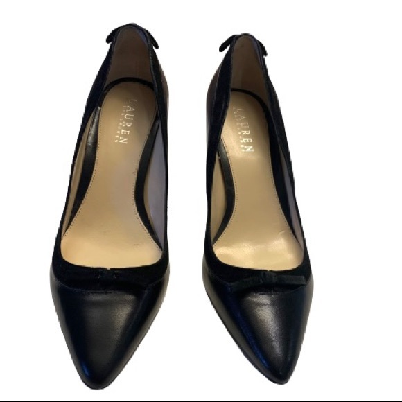 Ralph Lauren Shoes - Ralph Lauren Classic 3 inch Black Leather Pumps with delicate suede bows…sz 8.5